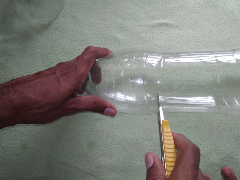 Cómo realizar una Copa con una botella de refresco Hive