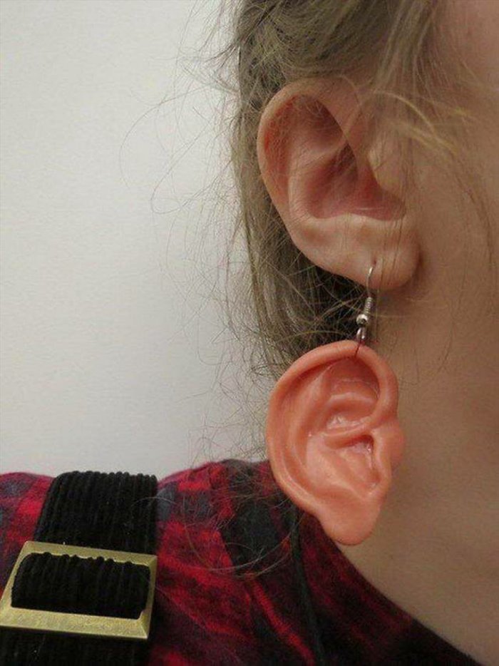 http://www.dailyhaha.com/_pics/ear-rings.jpg