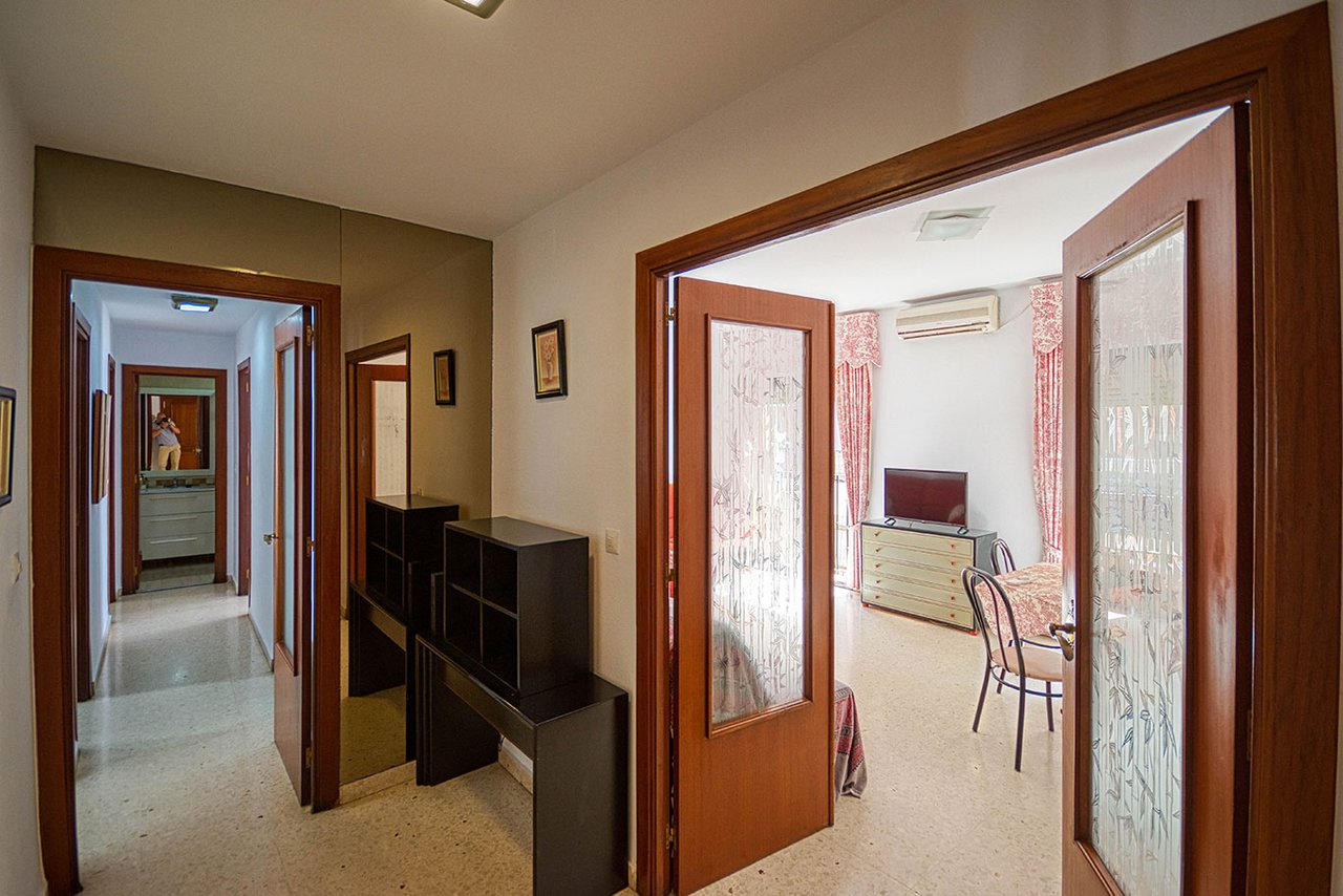 https://bluehorseproperties.es/wp-content/uploads/2024/06/010824-2-4.jpg