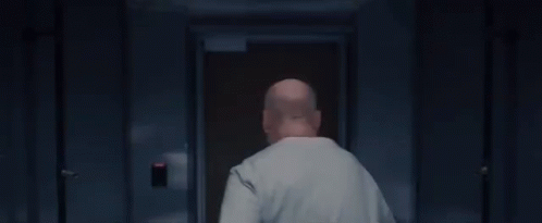 https://c.tenor.com/Iaw4UtLqDHkAAAAC/force-open-bolted.gif