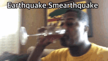 Fonte: https://tenor.com/search/earthquake-meme-gifs