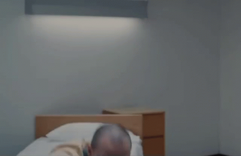 https://c.tenor.com/_qauYGvxtuUAAAAC/stop-afraid.gif