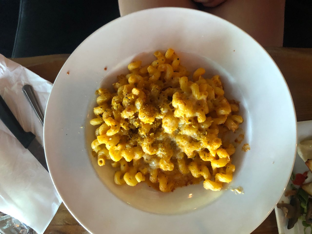 Review: El Furniture Warehouse, Warehouse Crispy Mac N' Cheese