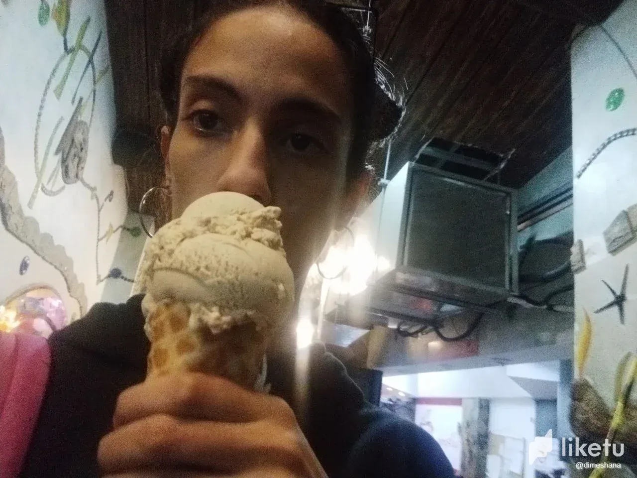 I get an ice cream and a new hairstyle [ES | EN]