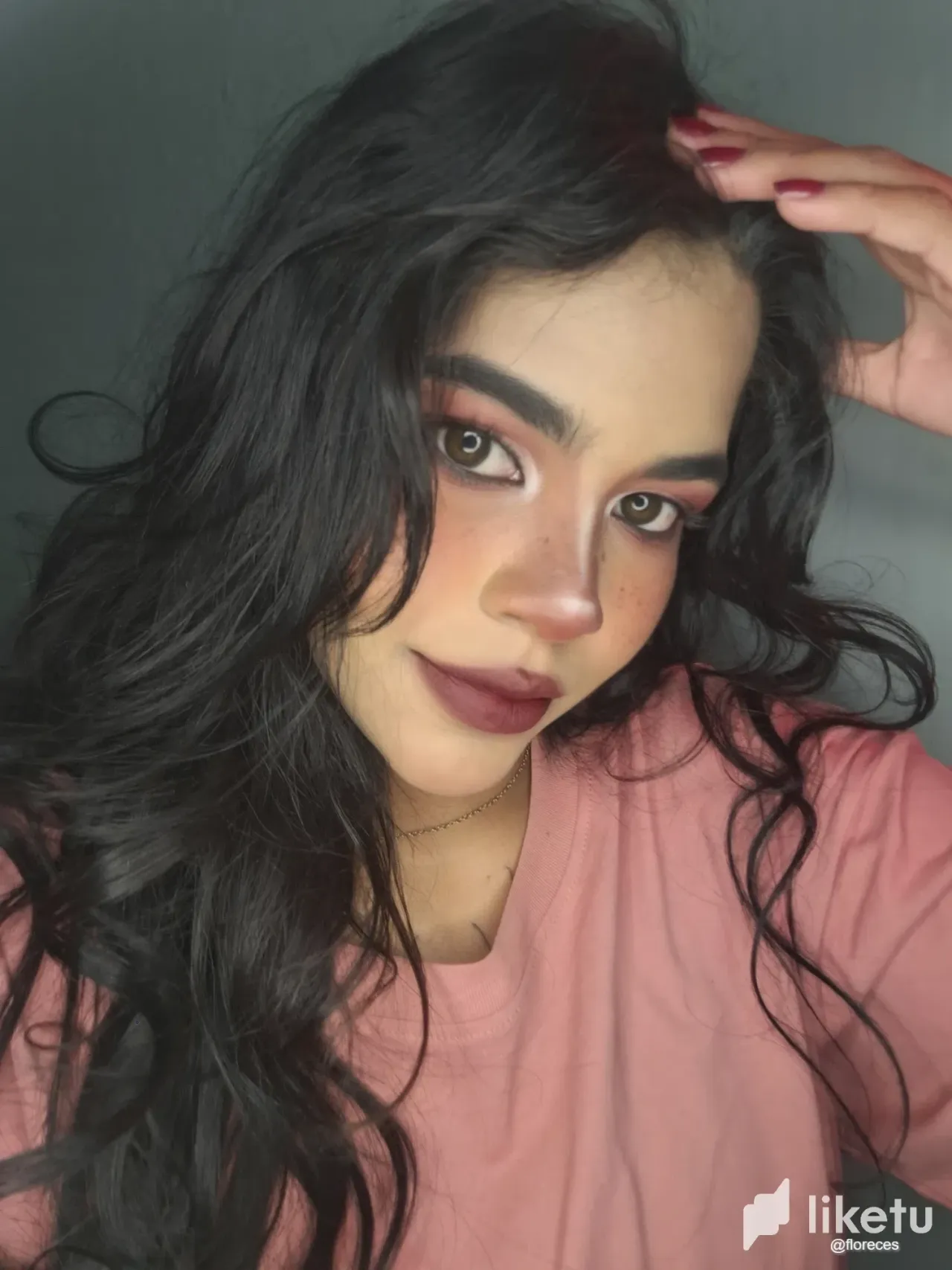 intense pink look