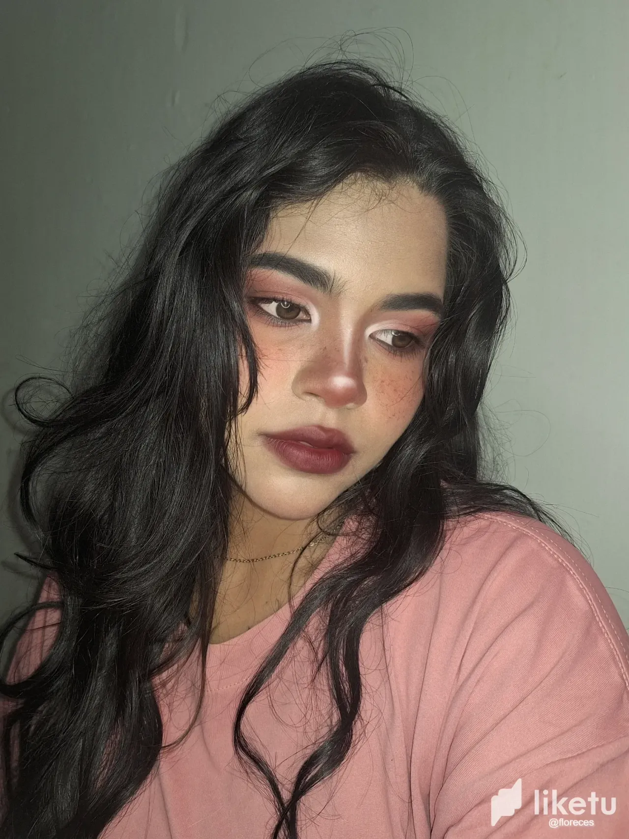 intense pink look