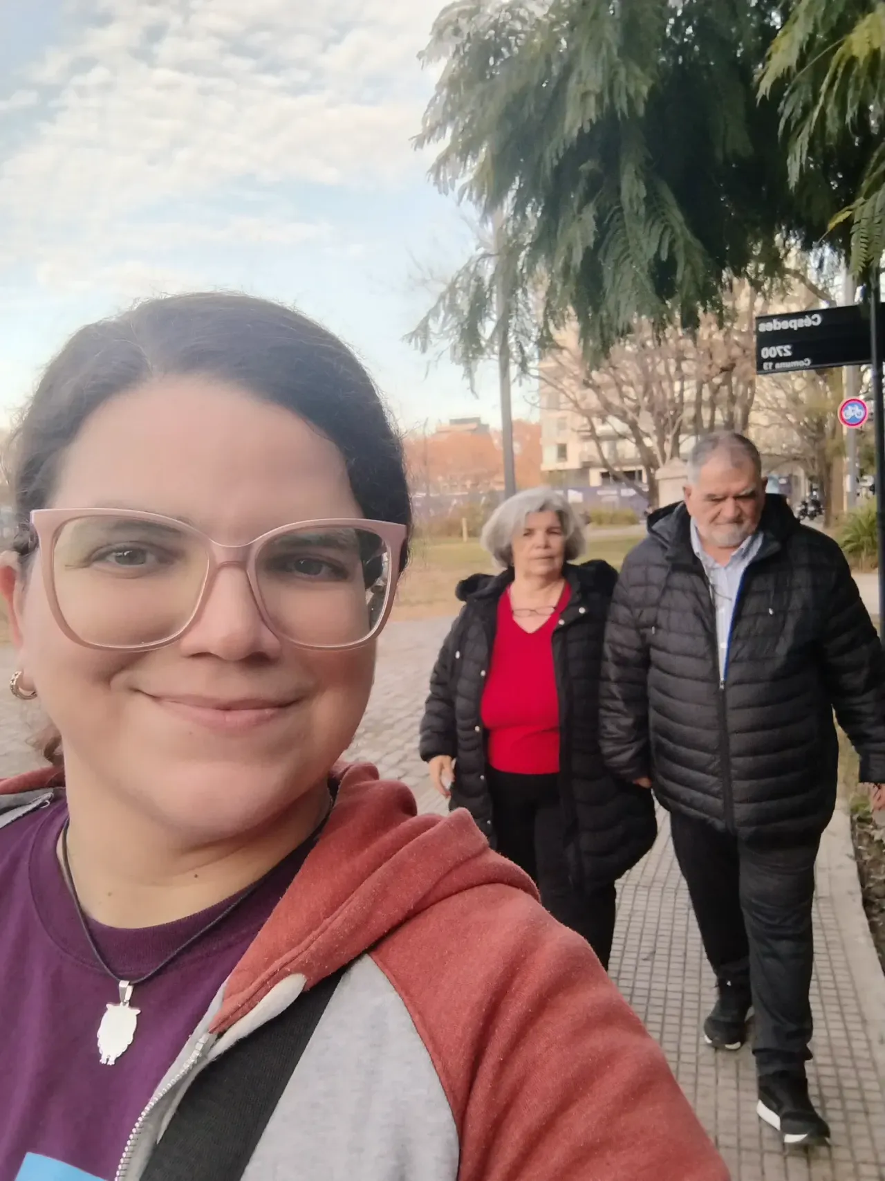 Tarde de café en familia [Es-En]