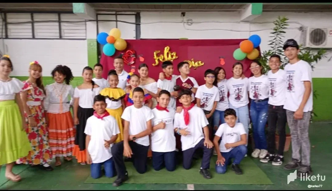 [ENG/ESP] Children to the rescue of traditions and culture. / Niños al rescate de las tradiciones y de la cultura.