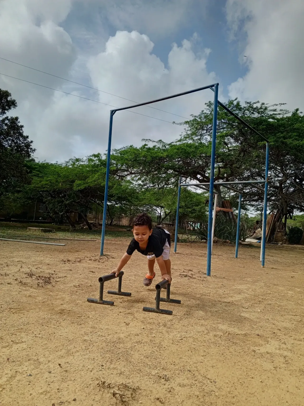 https://cdn.liketu.com/media/kley-sw/images/pAsIaihQA1C3qOPq_IMG_20250713_091404_366/pAsIaihQA1C3qOPq_IMG_20250713_091404_366.webp