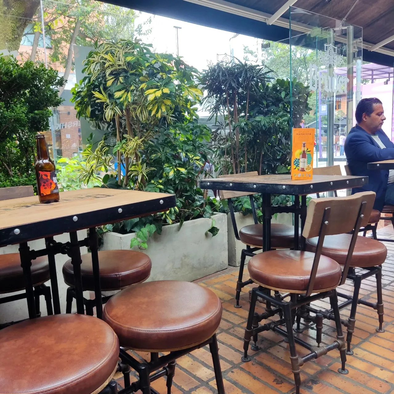 Bruder's cerveza artesanal review