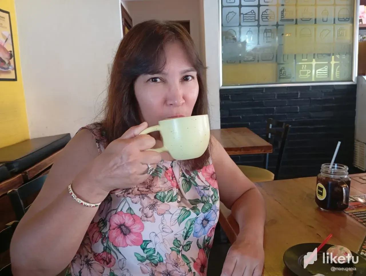 https://cdn.liketu.com/media/maeugenia/images/TQumW37uuEC1REYU_2/TQumW37uuEC1REYU_2.webp