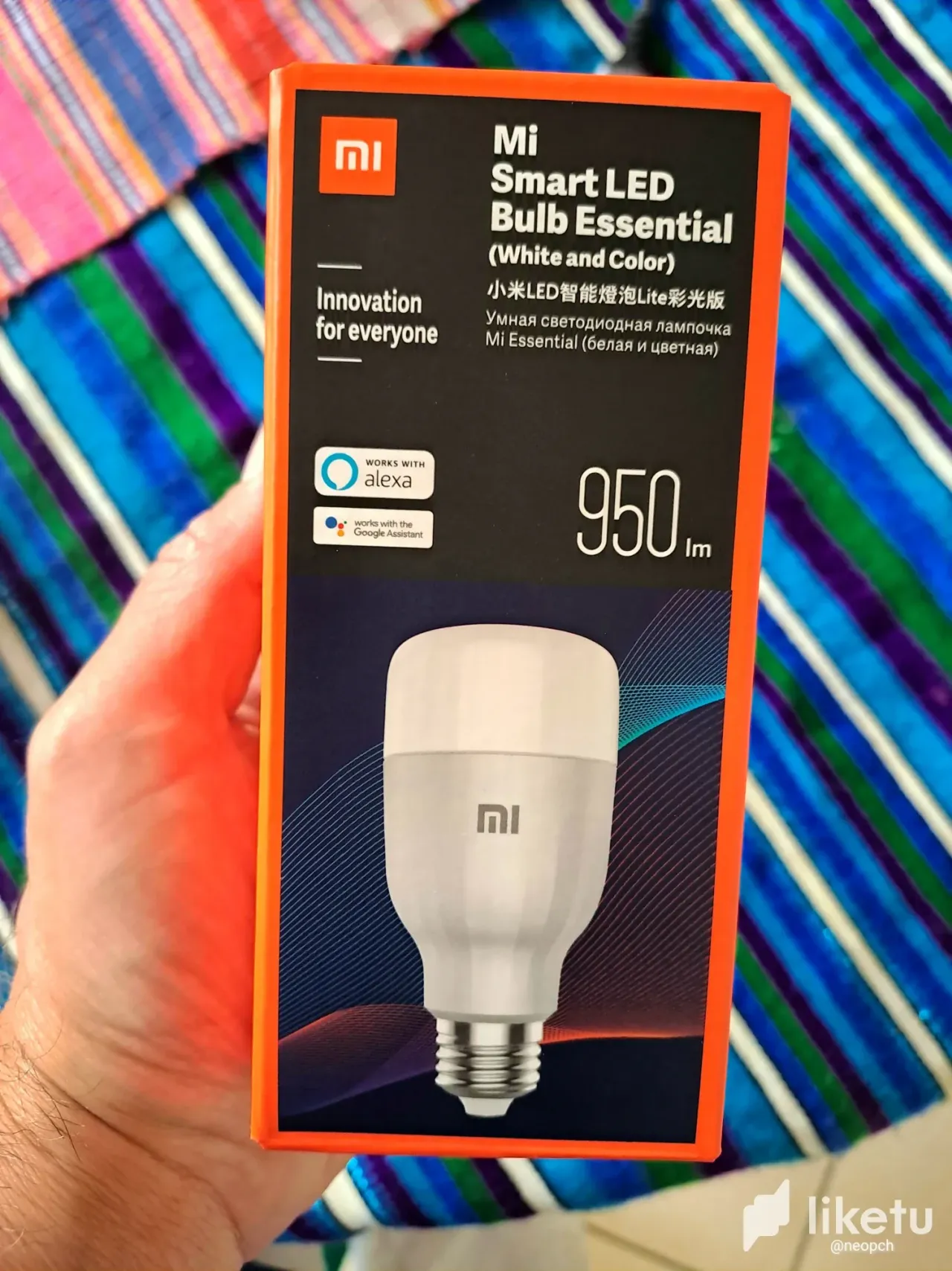 My first Smart LED Bulb by Xiaomi 😆