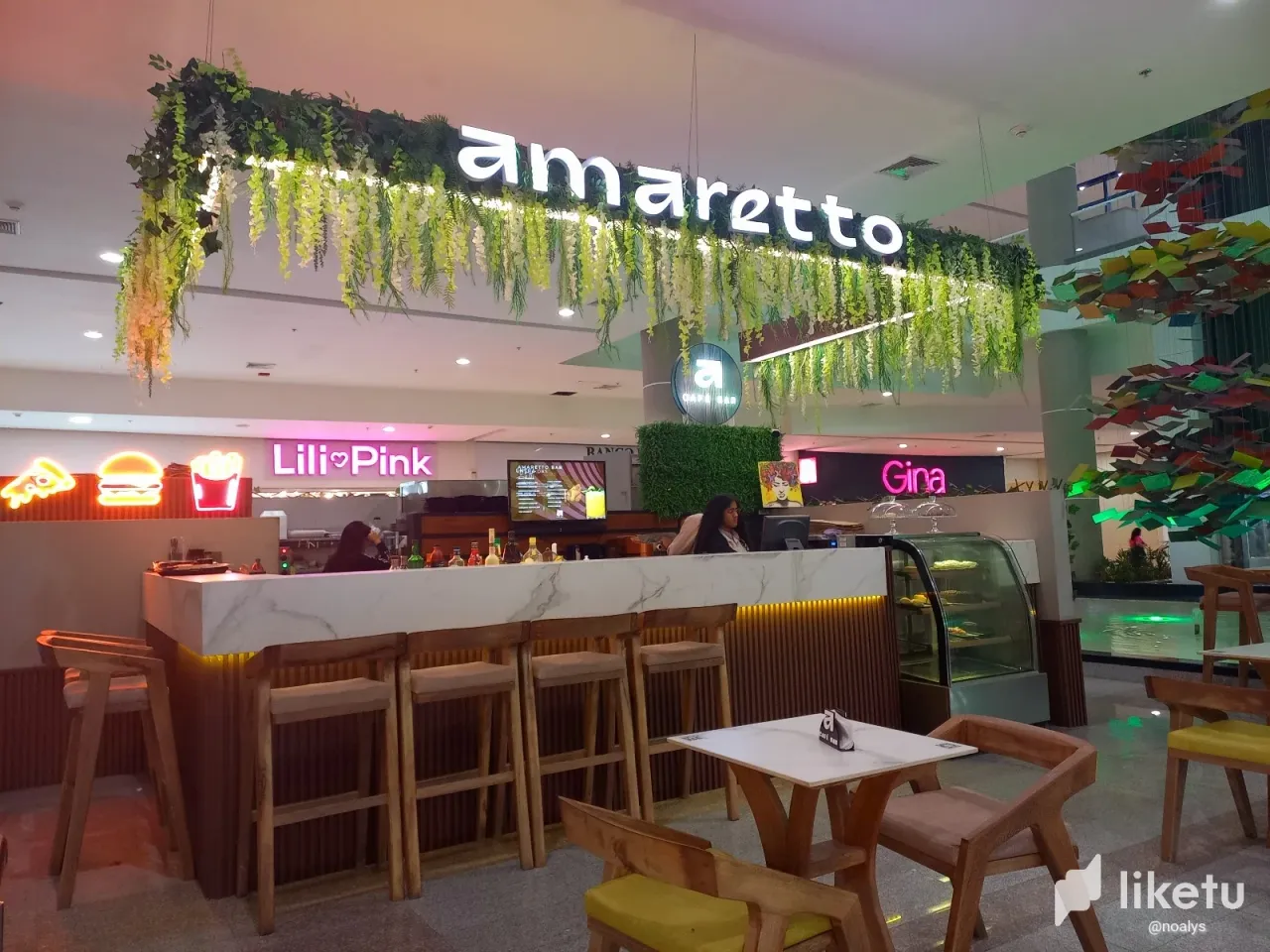 Visiting Amaretto Café Bar | Visitando Amaretto Café Bar ☕️
