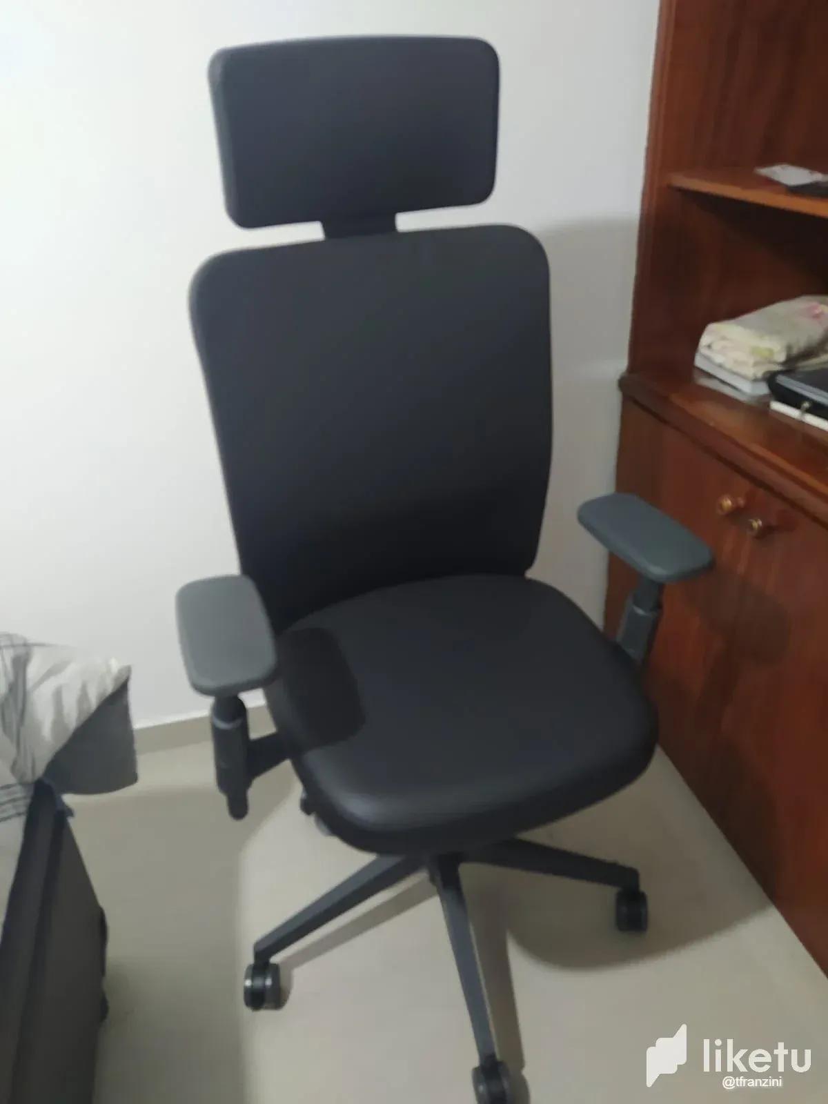 https://cdn.liketu.com/media/tfranzini/images/cljo7dthk01jj6vszflcx9mll_cadeira_montada/cljo7dthk01jj6vszflcx9mll_cadeira_montada.webp