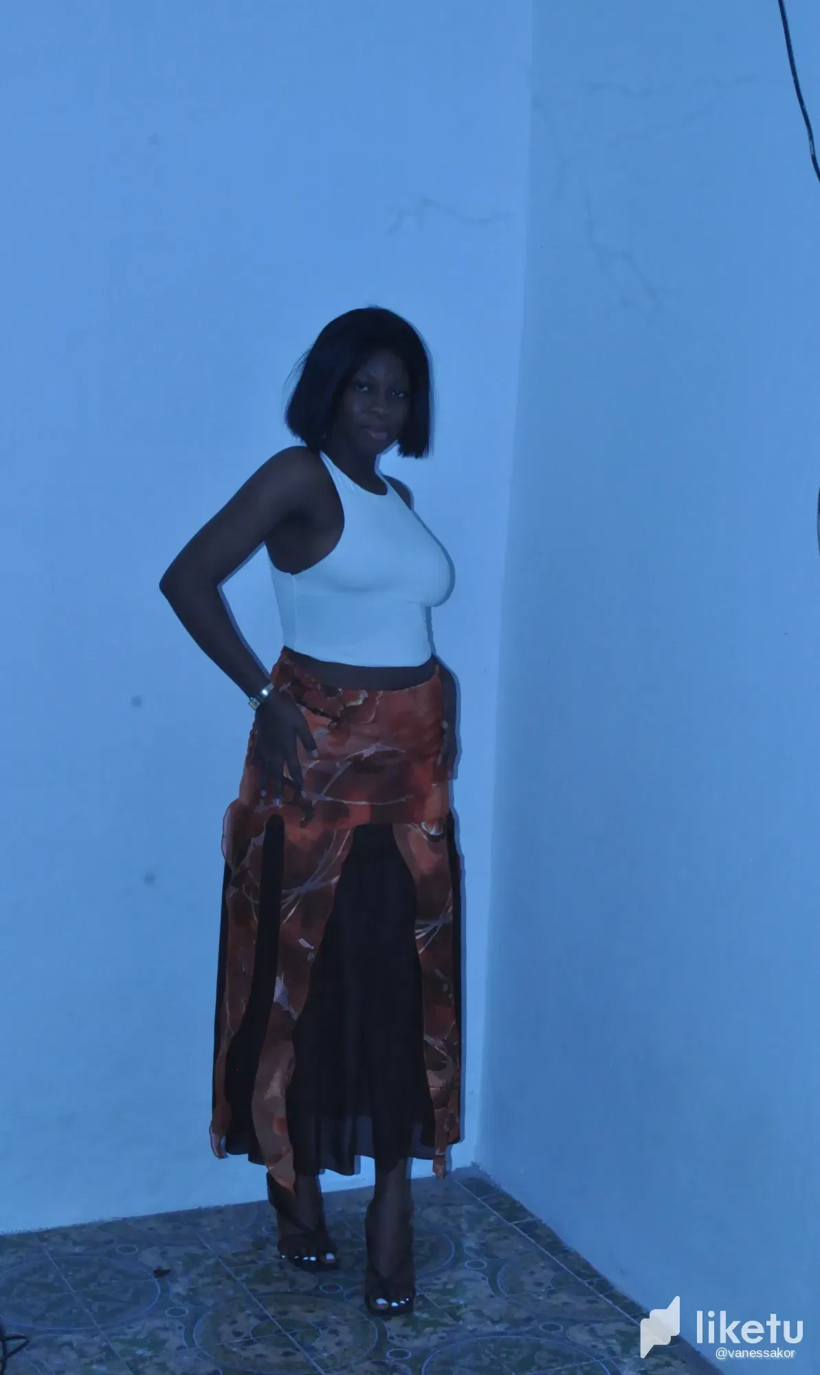 https://cdn.liketu.com/media/vanessakor/images/V8yembnGxcD6KhFn_DSC_0725/V8yembnGxcD6KhFn_DSC_0725.webp