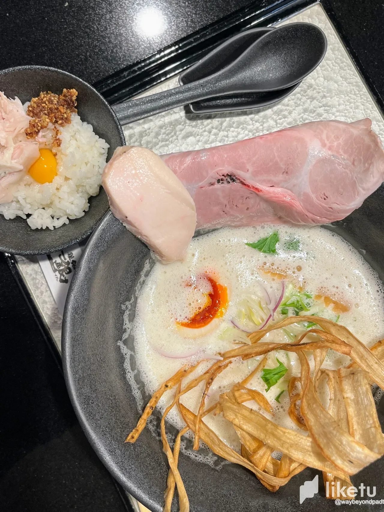 https://cdn.liketu.com/media/waybeyondpadthai/images/cldeffrou00rj0pszhnujhm6e_IMG_4840/cldeffrou00rj0pszhnujhm6e_IMG_4840.webp