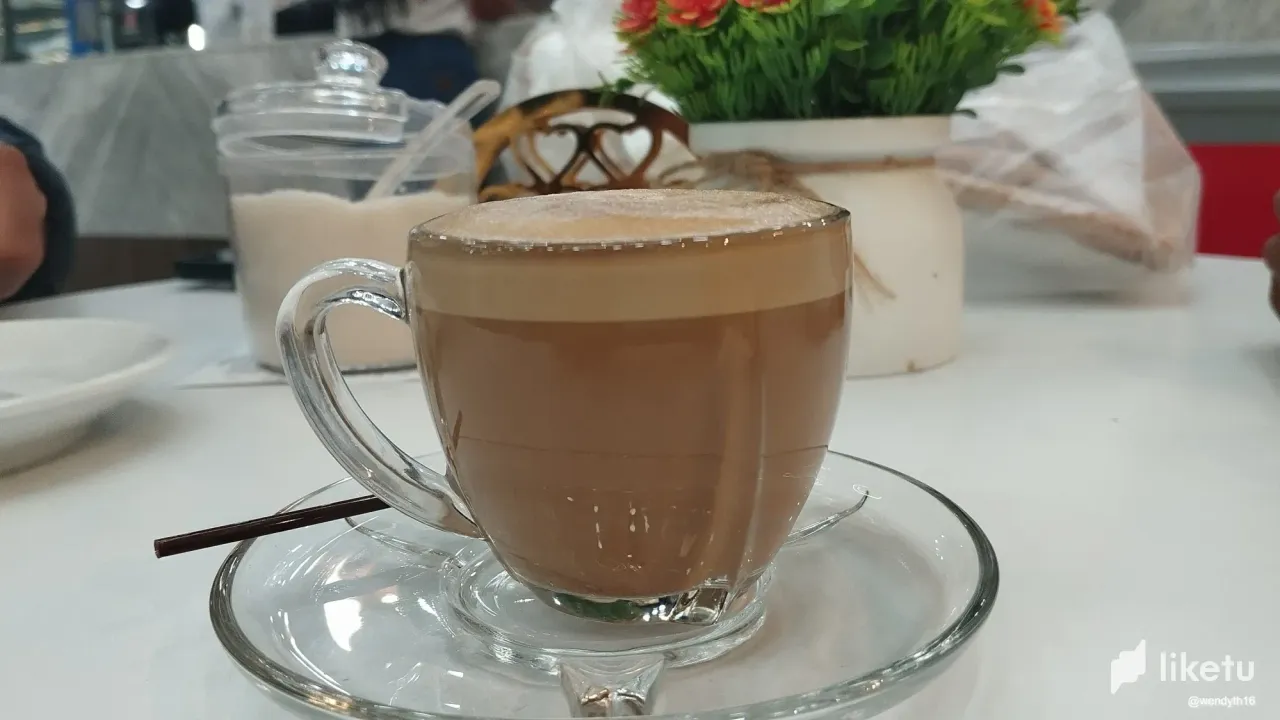 Anecdotes on my visits to the coffee shops