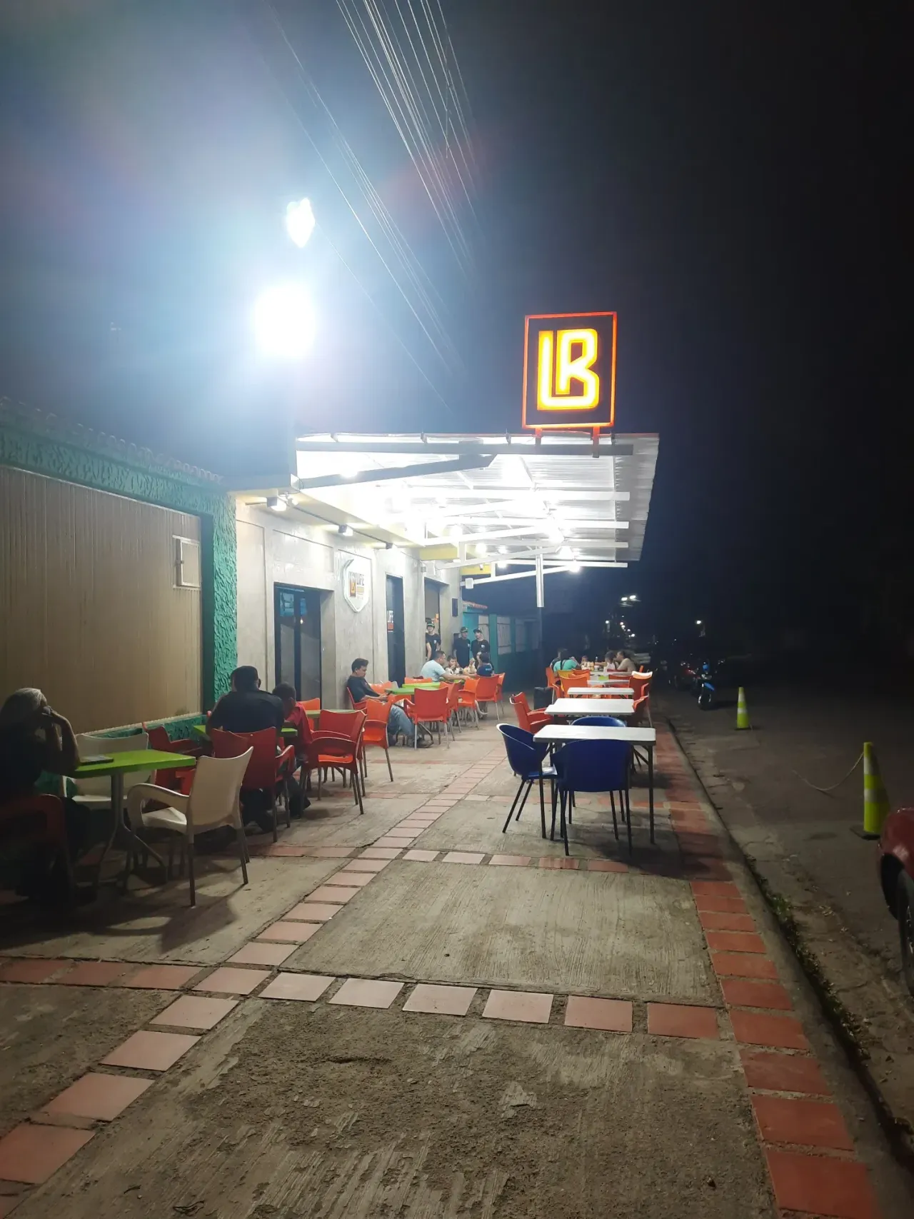 https://cdn.liketu.com/media/yolimarag/images/PleGhbez5syJmais_20250308_194254/PleGhbez5syJmais_20250308_194254.webp