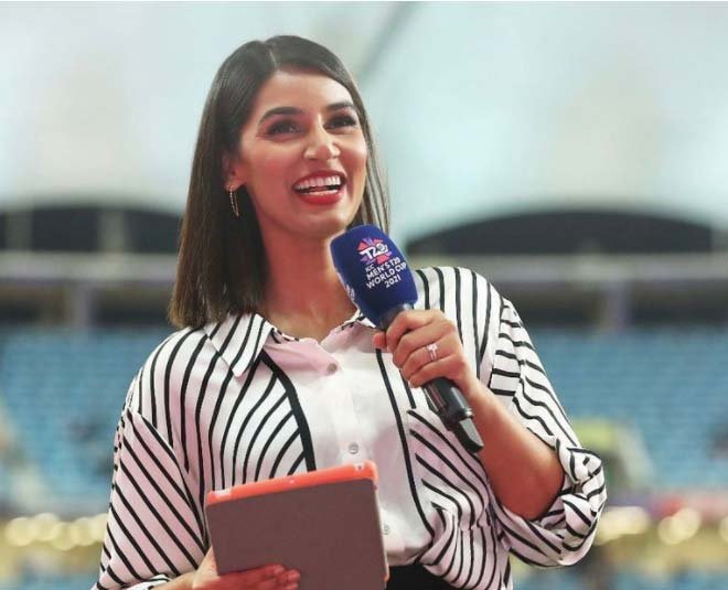 https://cdn.steemitimages.com/DQmQtZtPQk8jn7mkegBcmFFKiPgNU4YeXR7LWWBqjbwHYui/sanjana-ganesan-cricket-anchor.jpg