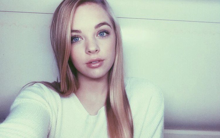 Her Photo