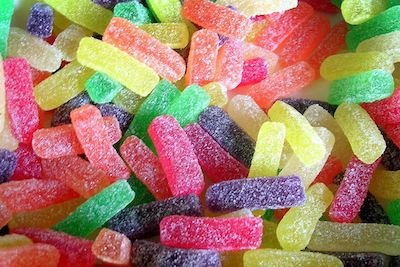 https://cdn.steemitimages.com/DQmT4kFgWxAiYn6PjCNh7artm8RzE2L1bCxziZzMNPoshfa/Candy_colors.jpg