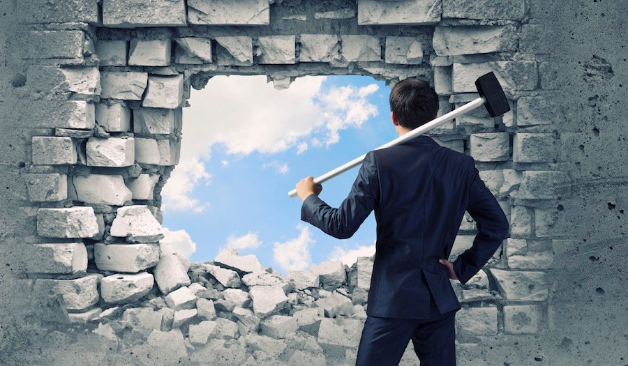 https://cdn.steemitimages.com/DQmWNUaHPwMvUj6ANUbXDiBvdJYnUTC78dsDKDpiyYtwb4q/business-obstacles-growth-expanding-breakthrough.jpg