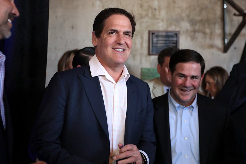 https://cdn.steemitimages.com/DQmZj26skLLwB6eCSXcRfemoyTQVENWjfyhD4cXU2g4ejgs/markcuban1.jpg