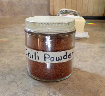 https://cdn.steemitimages.com/DQmdKuenjBQ3XxSPwJzox8sT5NZVrvkRGPwtS2sjX6mDwmM/Enchiladas%20-%20ingredients%20chili%20powder%20crop%20January%202020.jpg
