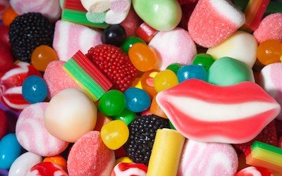 https://cdn.steemitimages.com/DQmeaPUqS3yCgfWUe9FFLKtRHLQWXPYifFU1F4RnfxctaMA/candy-wallpaper.jpg
