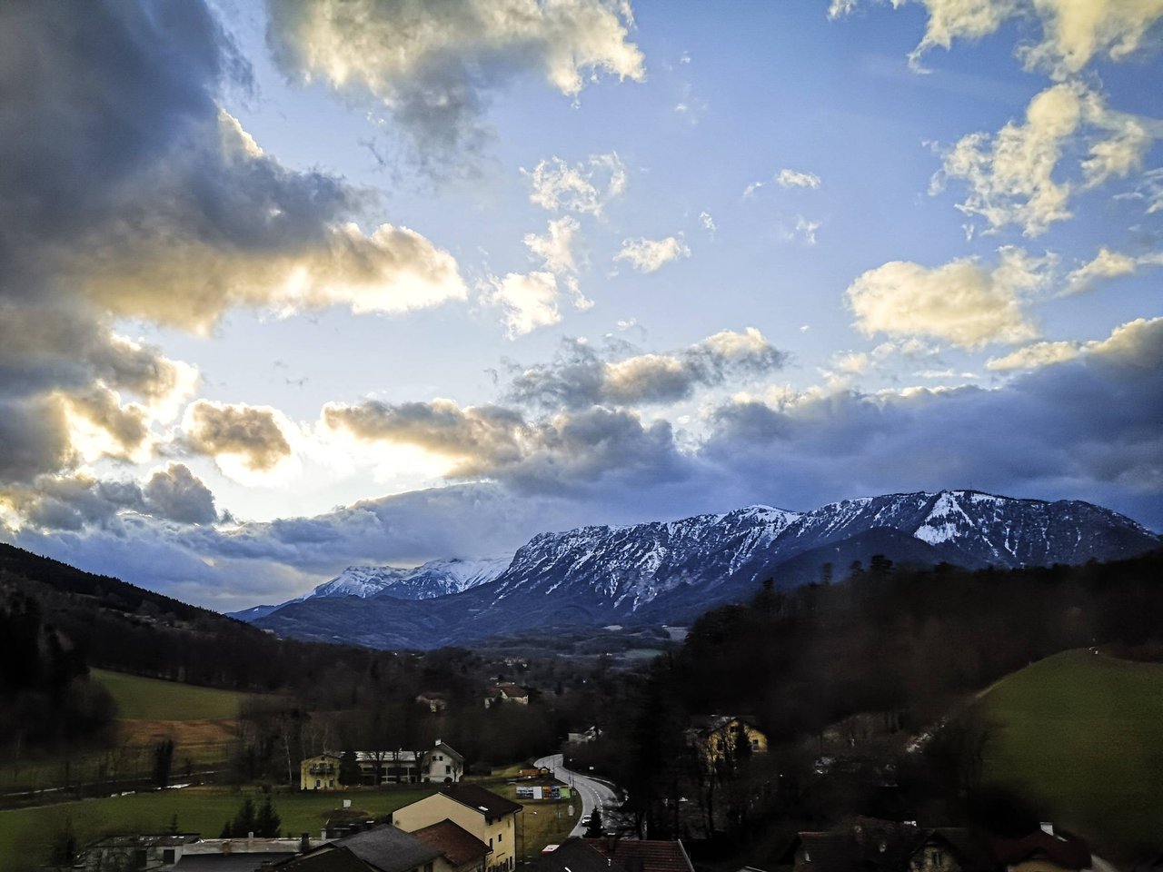   The beauty of the railway going through Semmering alone is a good enough reason to visit Graz. Photo by Alis Monte [CC BY-SA 4.0], via Connecting the Dots