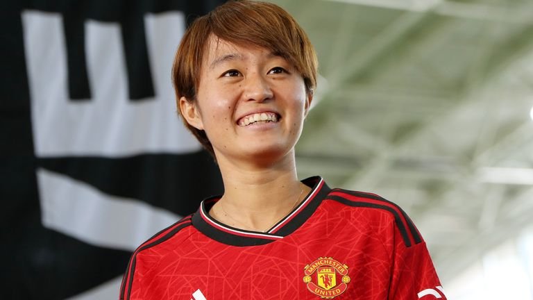 https://e0.365dm.com/23/09/768x432/skysports-hinata-miyazawa-man-utd_6276226.jpg