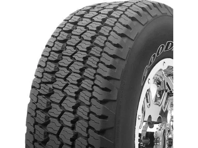 1 Goodyear Wrangler AT/S Tire | P265/70R17 113S