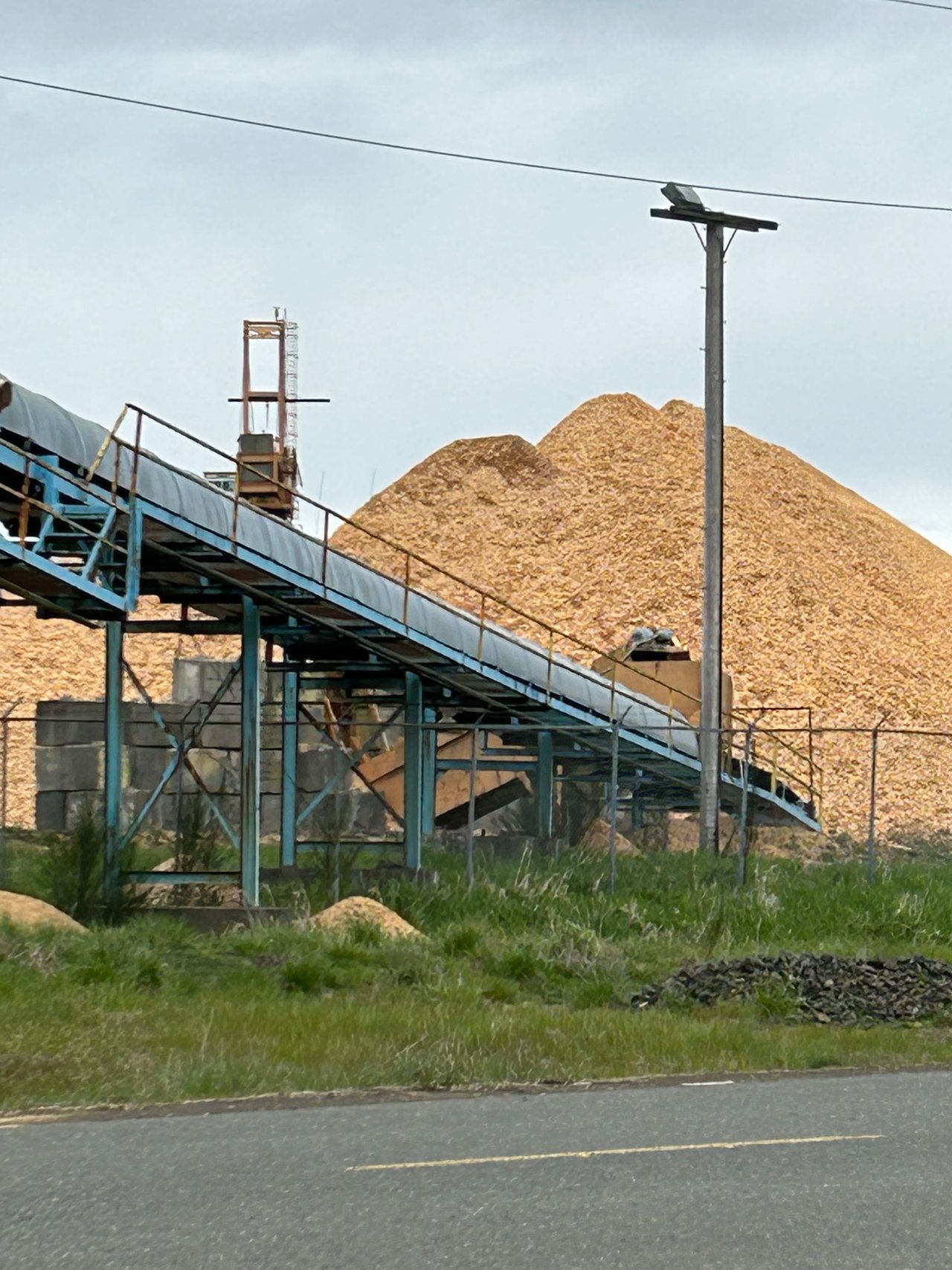 Wood chip manufacturer across street from harbor beach