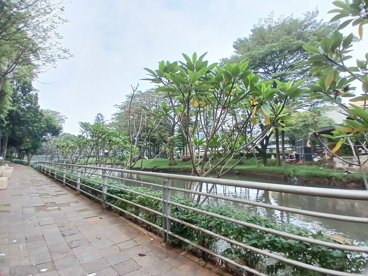 https://files.peakd.com/file/peakd-hive/agungprasetyo/EppM4xzcV85C11rBQLmXRgppn2WPoAGAXj1RBr6V92xq7Bctoyb65BDQwsbdmPGJXoy.jpg