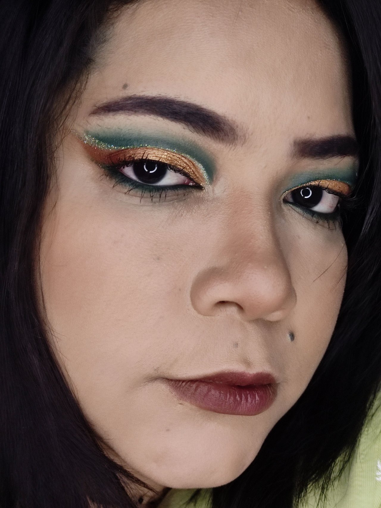 Do green and gold work together?
