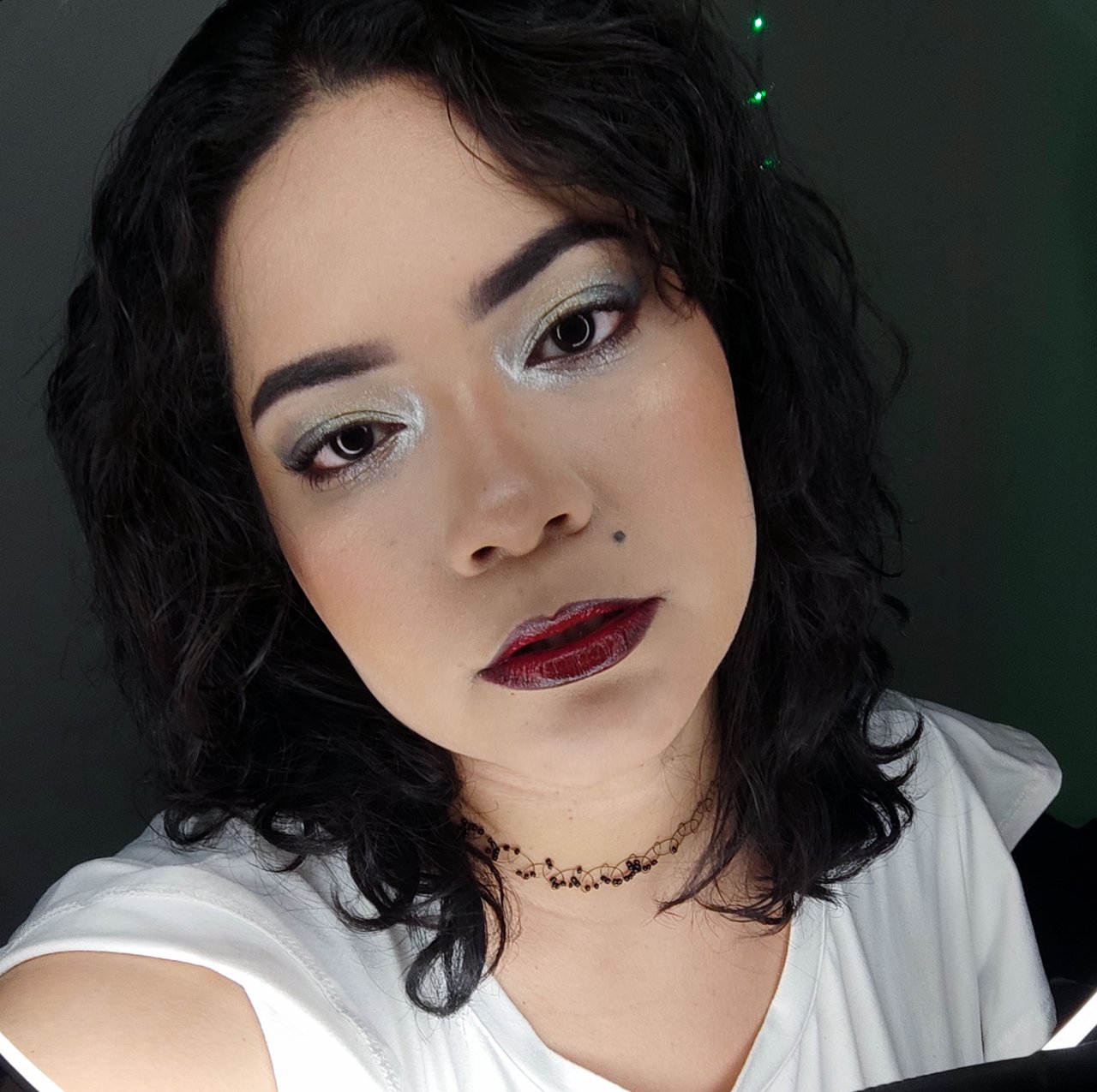 Light green & deep red