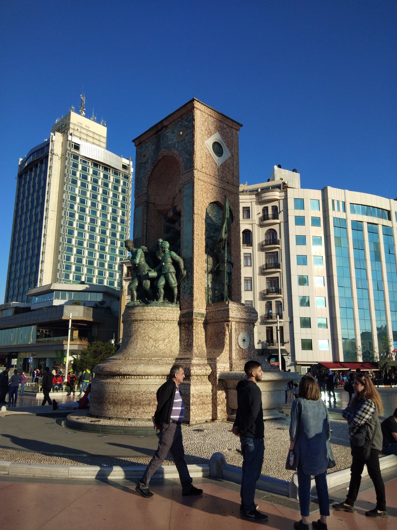 IMG_20190509_183934.jpg