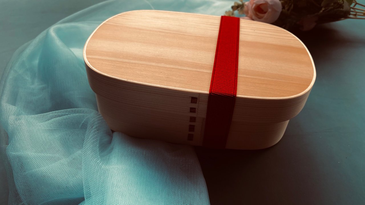 Aesthetic Wooden Bento Box To Support A Healthier Lifestyle