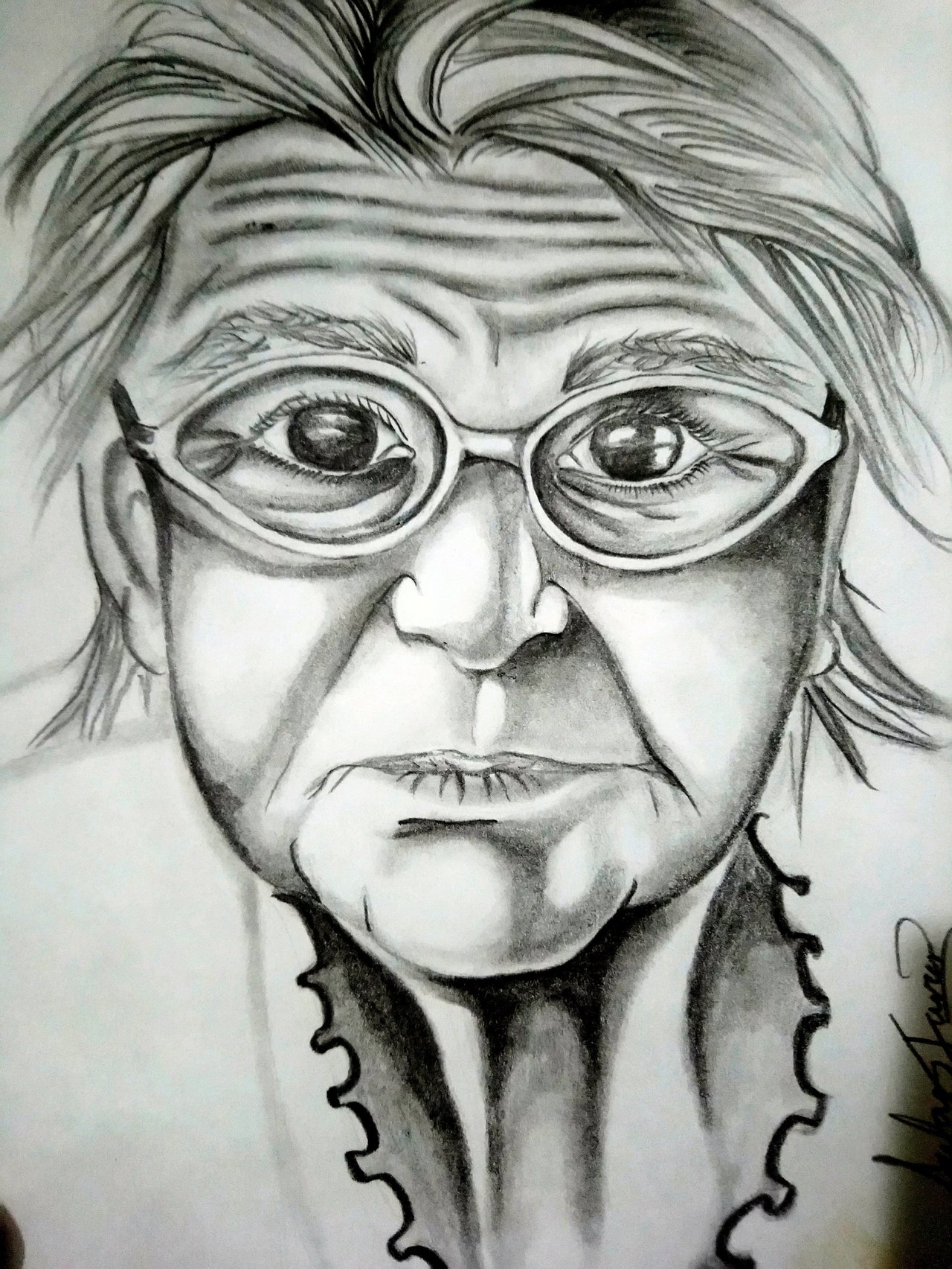 DAILY DRAWING CHALLENGE #17: OLD WOMAN / DESAFÍO DE DIBUJO DIARIO #17:  MUJER ABUELA | PeakD