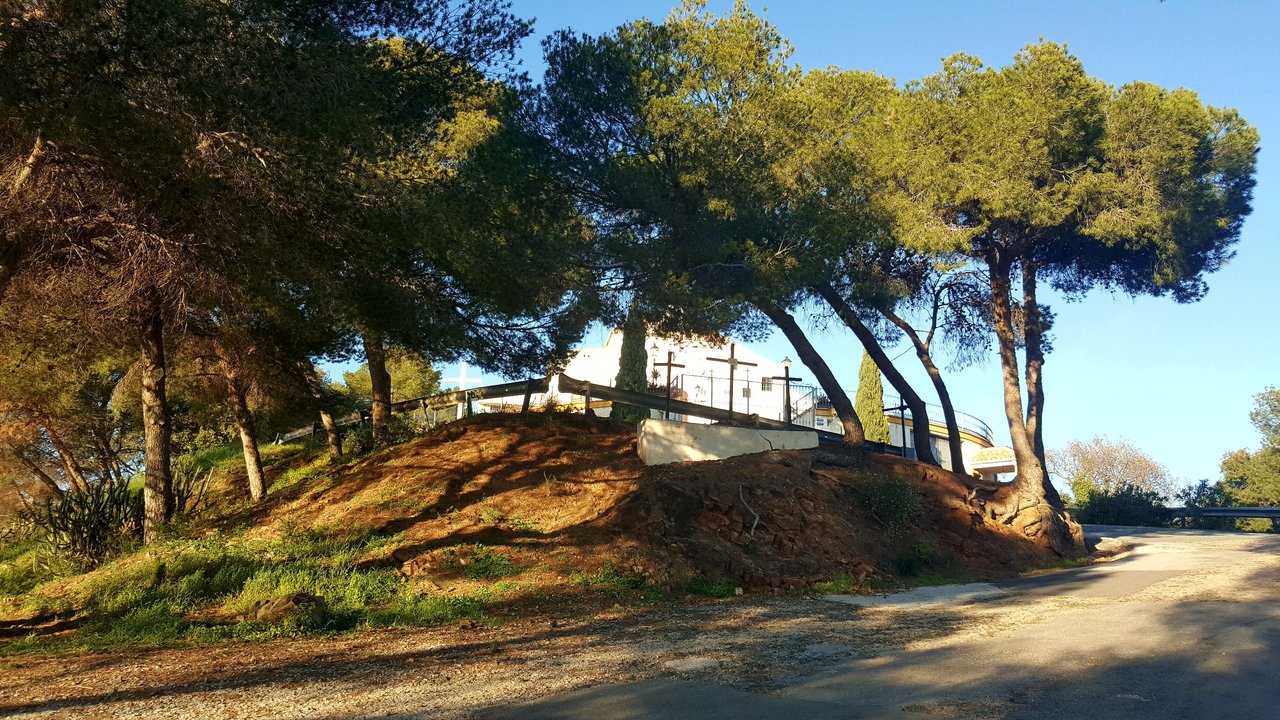 Discovering the hermitage of Monte Calvario from the 17th century and surroundings 📷 Malaga - Spain