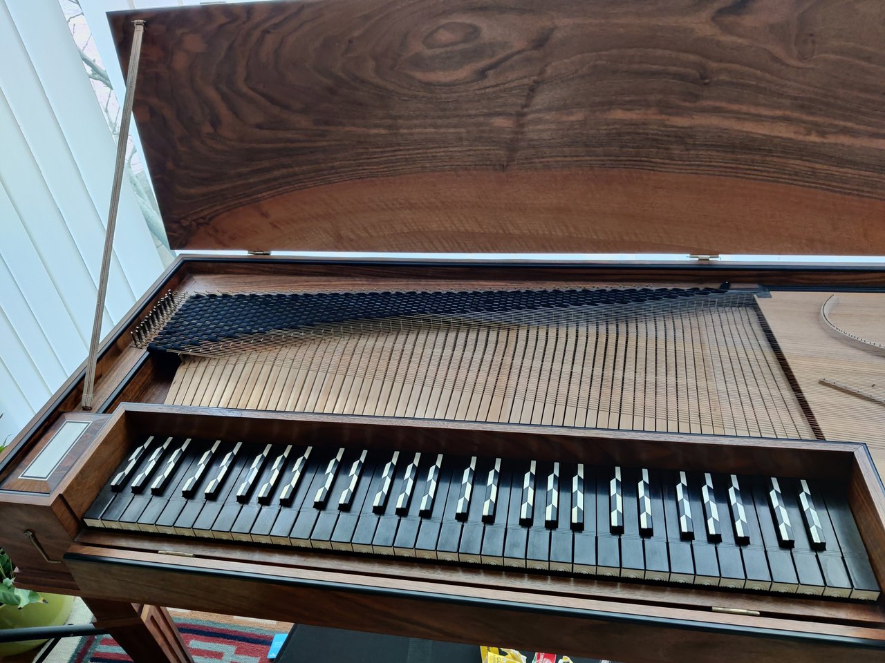 Finally stringing the Clavichord