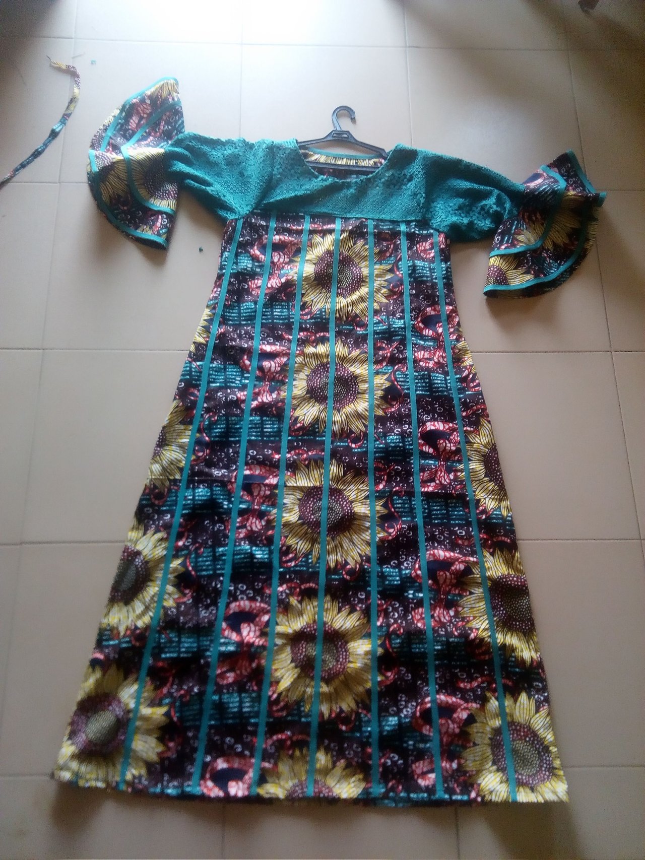 Bias design on top ankara gown