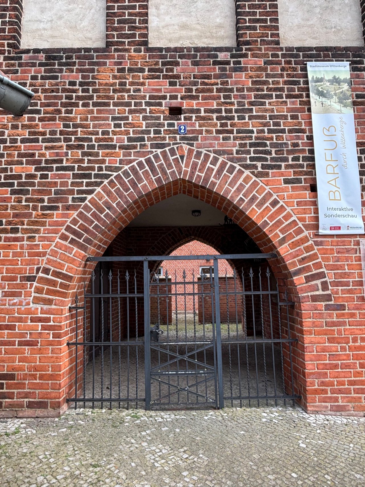 https://files.peakd.com/file/peakd-hive/city-of-berlin/23wqpowmUT5etFCC7hrH3f3m9TEBKNNmBiTWGmaFtAwy9VPF9UqKzoyBidoM19mUrdJhp.jpeg