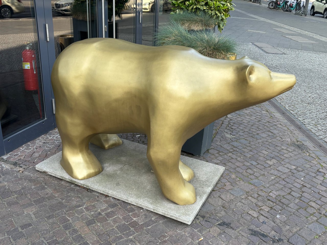 https://files.peakd.com/file/peakd-hive/city-of-berlin/EoCifQPfFHpfwhyLEEGvKsSrc5HR2vk5DBZXr7KBEsot5Fh5G2ww5pLgRvcuhPXS4Kr.jpeg