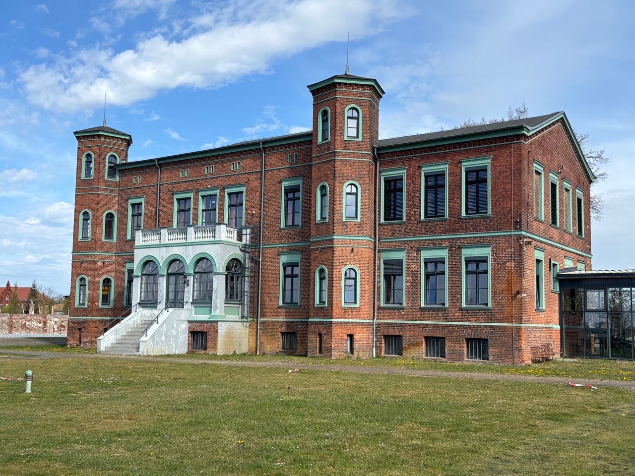 https://files.peakd.com/file/peakd-hive/city-of-berlin/EqfFsWdGrf4Huw2tb3Cao3JSd6kEanExa5arELBaSUEm1wpc6EMCWbTH8BH6gJSTFjx.jpeg