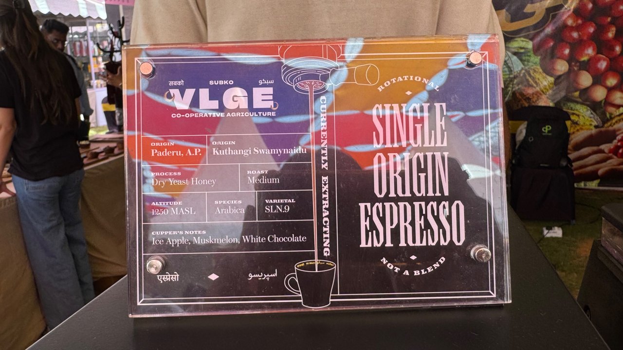 https://files.peakd.com/file/peakd-hive/coffeenlove/23y8qZdzPWkzKrxL4ceAy5RxzJjF4H2oGAH2EwTiQBQ2tXkEdwVesuzkFLx1u4HF2Pc8b.jpeg