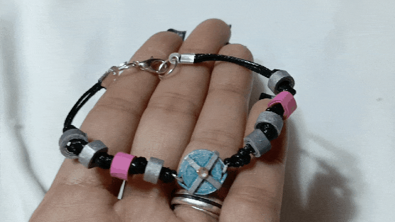 366c97ac3224498bbf5de0ea57f92f20.gif