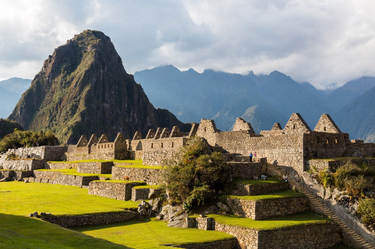 Machu_Picchu.jpg