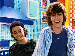 tumblr_6b3a374ef7ef4963c2ccee137ecb5b27_41661354_250.gif