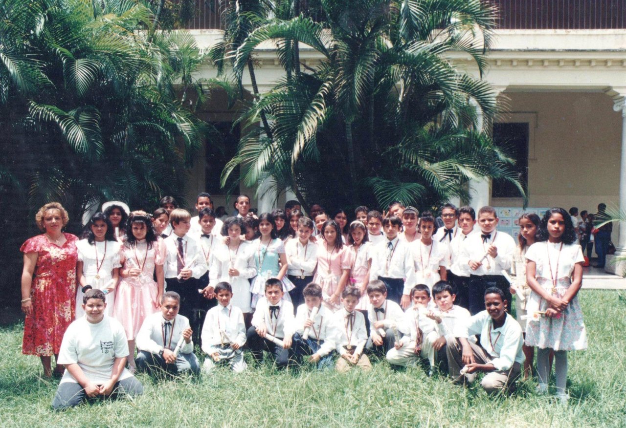 Introducción a la comunidad HIVE Bellas Artes Caracas - Introduction to the HIVE Bellas Artes Caracas community [ESP/ENG]